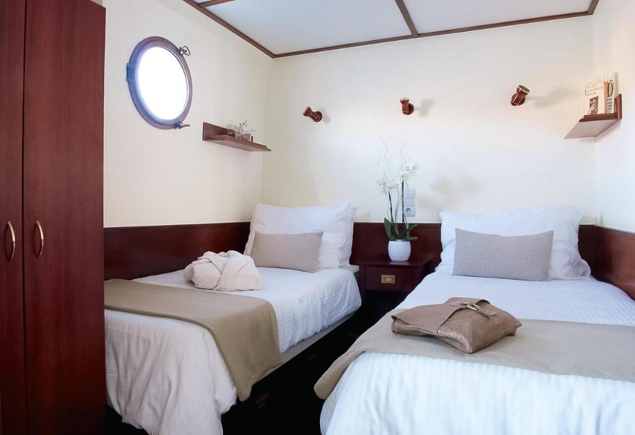Bateau Hotel A Quai Le Chardonnay Avignon Exterior foto